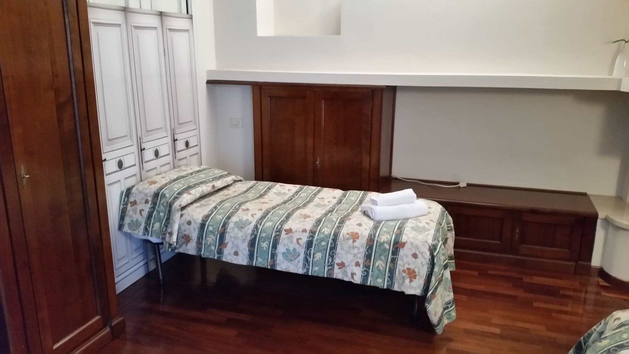 Gira Guest House Комо Экстерьер фото